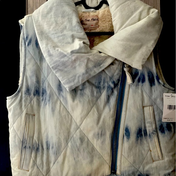 Free People Sherpa Winter Vest - Picture 1 of 3